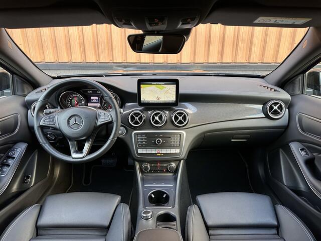 Mercedes-Benz GLA-KLASSE 220 4Matic Premium | Achteruitrijcamera | Parkeersensoren | Cruise Control | Stoelverwarming | Apple Carplay | Android Auto | Dynamic Select | LED | Elektrische Achterklep