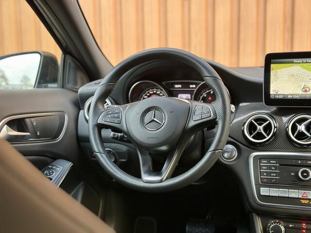 Mercedes-Benz GLA-KLASSE 220 4Matic Premium | Achteruitrijcamera | Parkeersensoren | Cruise Control | Stoelverwarming | Apple Carplay | Android Auto | Dynamic Select | LED | Elektrische Achterklep