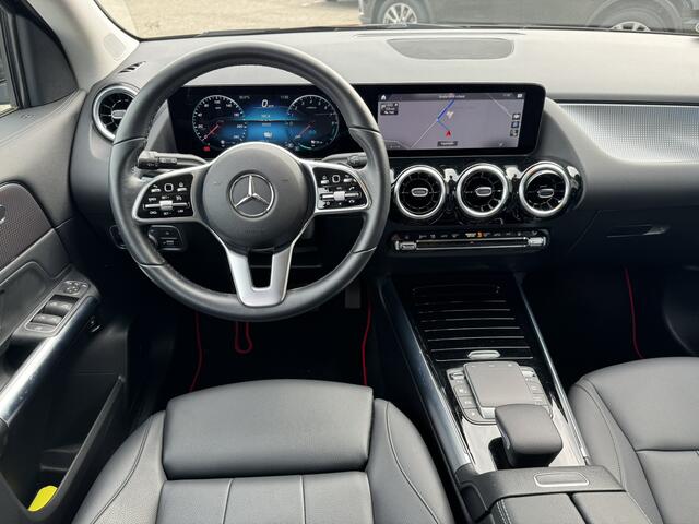 Mercedes-Benz GLA-KLASSE 250 e Automaat Progressive DAB Comfortstoelen Achteruitrijcamera DAB Carplay 19 Inch LED