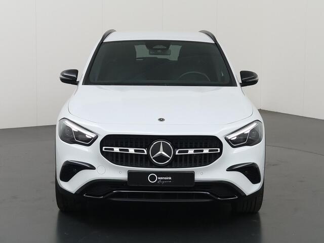 Mercedes-Benz GLA-KLASSE 250 e Star Edition AMG Line | Night | Stoelverwarming | Widescreen | Sfeerverlichting | Multibeam |