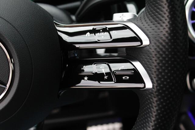 Mercedes-Benz GLA-KLASSE 250 e AMG Line | | memory | trekh | distronic |