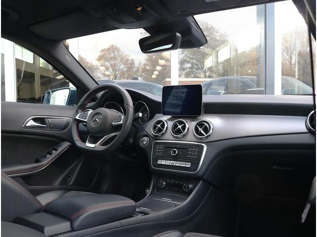 Mercedes-Benz GLA-KLASSE 180 Business Solution AMG Limited