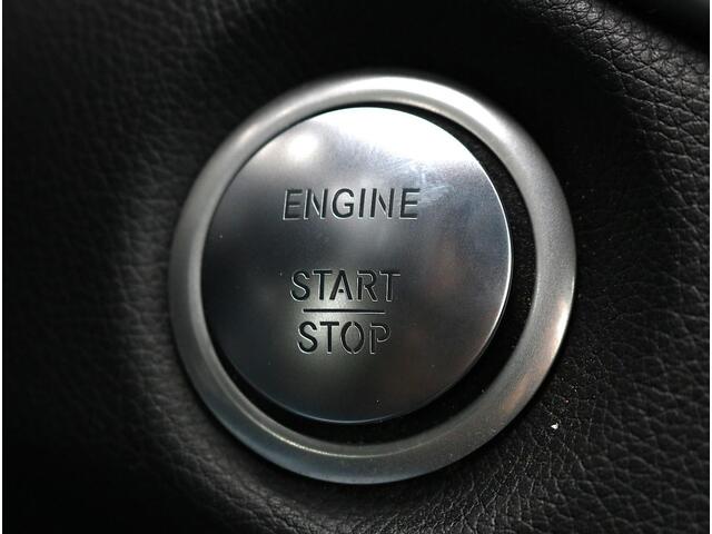 Mercedes-Benz GLA-KLASSE 180 Business Solution AMG Limited