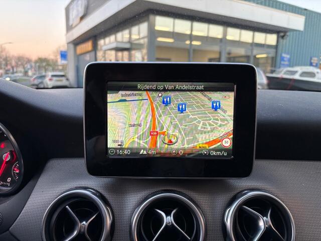 Mercedes-Benz GLA-KLASSE 200 PREMIUM PLUS AUTOMAAT PANORAMA NAVI PDC LMV