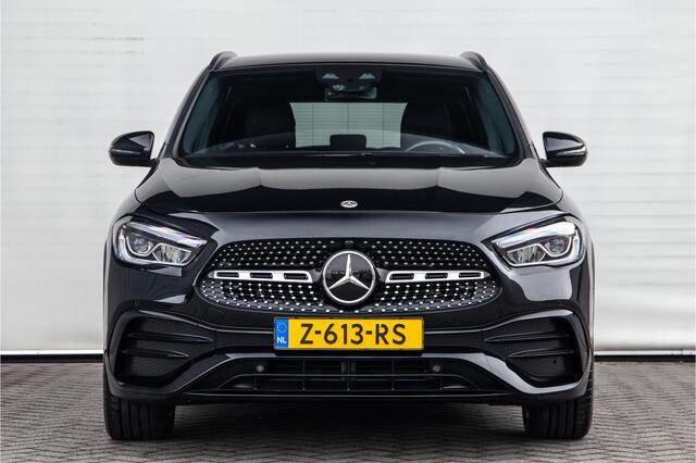 Mercedes-Benz GLA-KLASSE 180 AMG Nightpack, Widescreen, Distronic, Sfeerverlichting 2023