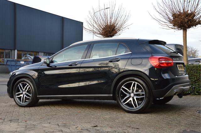 Mercedes-Benz GLA-KLASSE 180 Ambition CLIMA | CRUISE | PANORAMADAK | TREKHAAK | XENON | ENZ