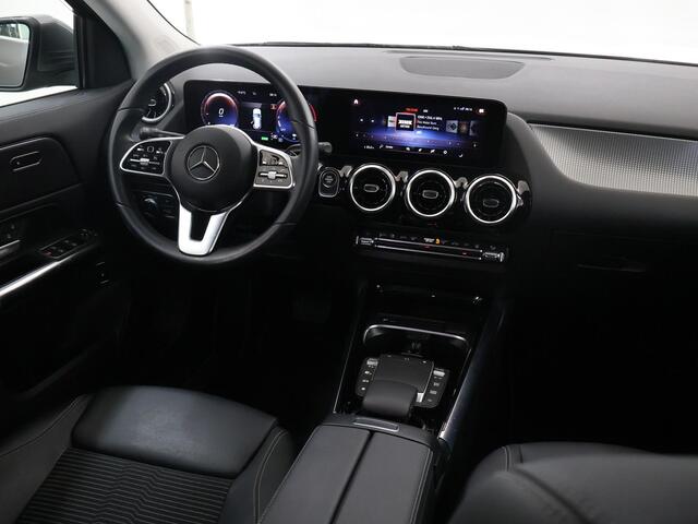 Mercedes-Benz GLA-KLASSE 250 e Luxury Line | Apple carplay | Widescreen cockpit |