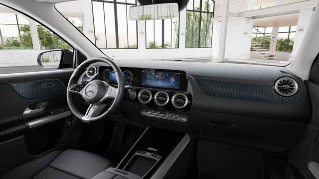 Mercedes-Benz GLA-KLASSE 250 e Luxury Line | Rij assistentie ppaket | Trekhaak | Stoelverwarming |