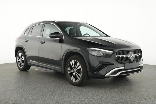 Mercedes-Benz GLA-KLASSE 250 e Plug-In Hybride Ledkoplampen | 11 kW Laden | Easy-Pack Achterklep | Apple CarPlay | Stoelverwarming | Inclusief 24 maanden MB Certified garantie voor Europa.