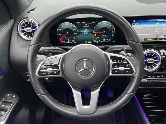 Mercedes-Benz GLA-KLASSE 250 e Progressive 19"/Panoramadak/Adaptieve cruise/Sfeerverlichting/Stoelverwarming/Camera/Elektrische klep