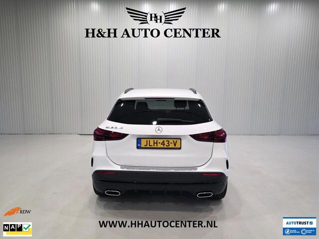 Mercedes-Benz GLA-KLASSE 200 AMG Line |CAMERA|CARPLAY|Sfeerverlichting|