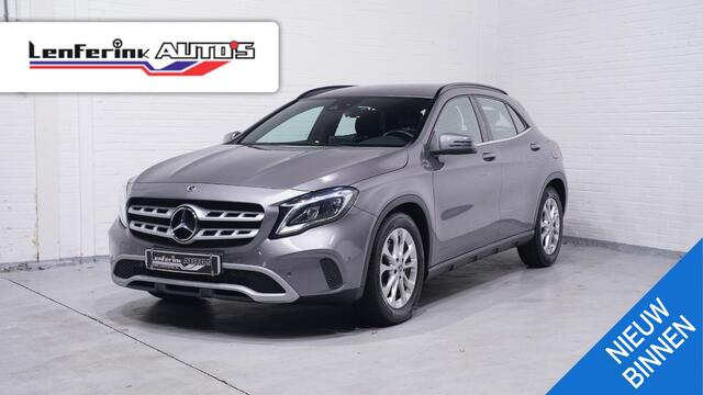 Mercedes-Benz GLA-KLASSE 180 Business Solution Limited Navi Clima Camera PDC NAP Leder/stof Sportstoelen Led koplampen