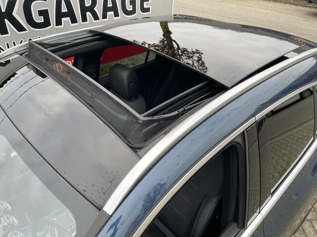 Mercedes-Benz GLA-KLASSE 250 e Business Solution AMG Limited 19"/Panoramadak/Adaptieve cruise/Sfeerverlichting/Stoelverwarming/Camera/Elektrische klep