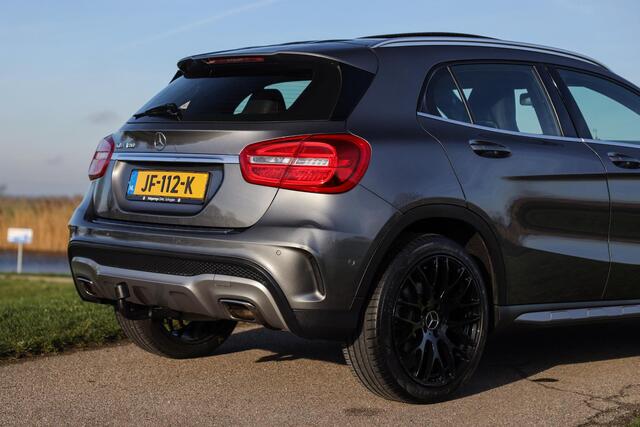Mercedes-Benz GLA-KLASSE 180 AMG ? Pano ? Xenon ? Sportstoelen