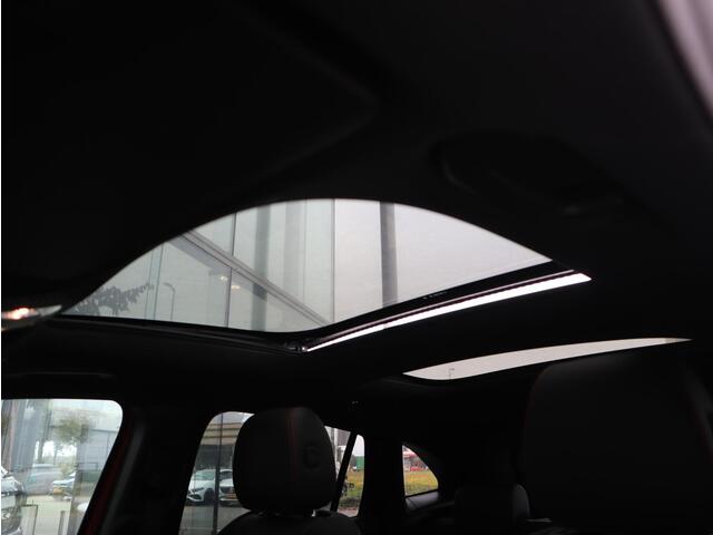 Mercedes-Benz GLA-KLASSE 250 e AMG Line