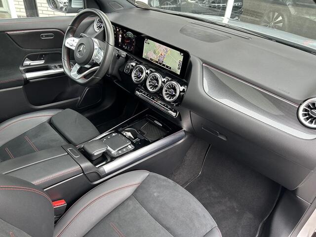 Mercedes-Benz GLA-KLASSE 200 AMG Line