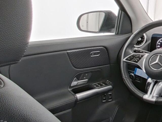 Mercedes-Benz GLA-KLASSE 250 e Plug-In Hybride Trekhaak | Night Pakket | Dodehoek Assist | Ledkoplampen | 11 kW Laden | Achteruitrijcamera. Inclusief 24 maanden MB Certified garantie voor Europa.