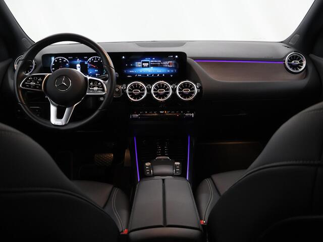 Mercedes-Benz GLA-KLASSE 250 e Style | Stoelverwarming | 360 graden camera | 18" lichtmetalen velgen | Sfeerverlichting |