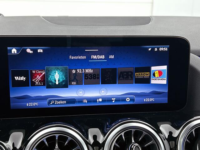 Mercedes-Benz GLA-KLASSE 250 e Business Solution AMG | AMG Line Plus pakket | Head-up Display | Memorypakket | Dodehoekassistent | Smartphone integratie | 360° camera | Augmented Reality navigatie | 20 inch AMG velgen |