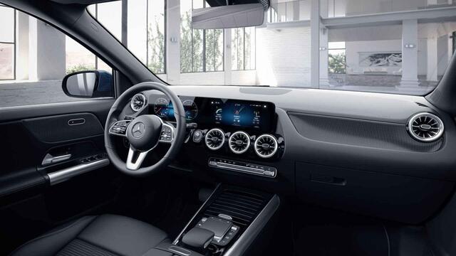 Mercedes-Benz GLA-KLASSE 250 e Progressive | Panoramadak | Dode hoek detectie | Keyless | Sfeerverlichting |