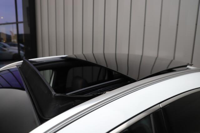 Mercedes-Benz GLA-KLASSE 250e AMG | 218PK | Pano | Sfeerverlichting | ACC | Widescreen | Stuurwielverw. | Trekhaak | Stoelverw. | 2025.