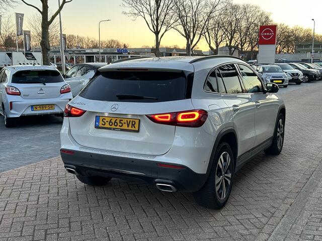 Mercedes-Benz GLA-KLASSE 250 e Business Solution Luxury Limited | Dealeronderhouden!