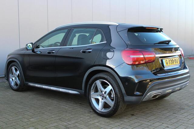 Mercedes-Benz GLA-KLASSE 180 122pk Business Solution AMG Automaat | Camera | Navigatie | Elektrische achterklep | Stoelverwarming