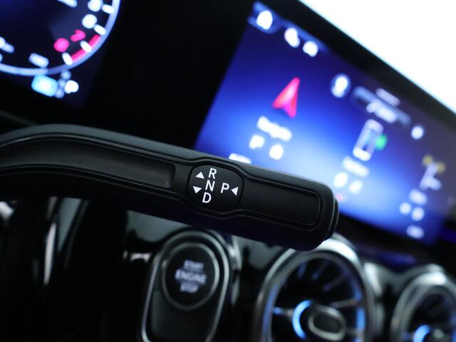 Mercedes-Benz GLA-KLASSE 250 e AMG Plug-In Hybride Panoramadak | Navigatie | MBUX wide screen | Parking support | Inclusief 24 maanden Mercedes-Benz Certified garantie voor Europa.