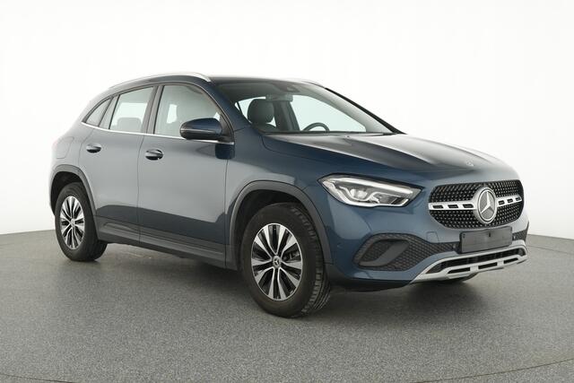 Mercedes-Benz GLA-KLASSE 250 e Plug-In Hybride Trekhaak | Achteruitrijcamera | Ledkoplampen | Easy-Pack Achterklep |Stoelverwarming voor. Inclusief 24 maanden MB Certified garantie voor Europa.