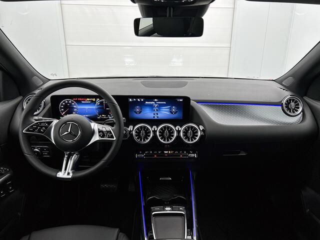 Mercedes-Benz GLA-KLASSE 250 e Business Solution Luxury | Trekhaak | GUARD 360 ° Vehicle protection Plus | Stoelverwarming | EASY PACK achterklep | Sfeerverlichting | Keyless-Go comfortpakket |