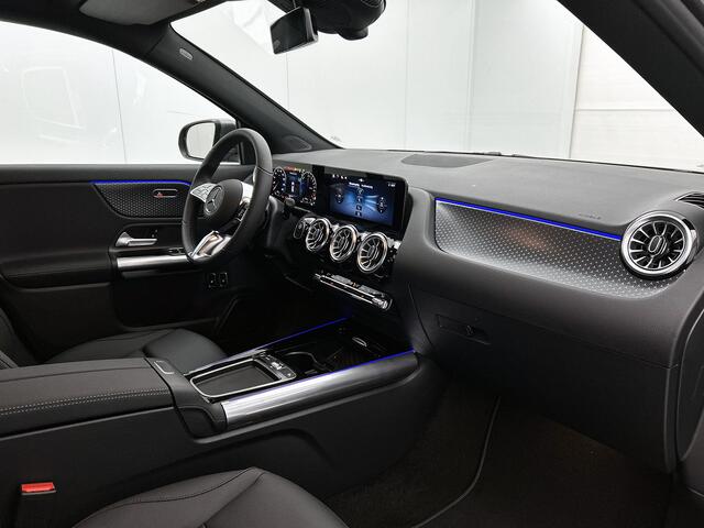 Mercedes-Benz GLA-KLASSE 250 e Business Solution Luxury | Trekhaak | GUARD 360 ° Vehicle protection Plus | Stoelverwarming | EASY PACK achterklep | Sfeerverlichting | Keyless-Go comfortpakket |