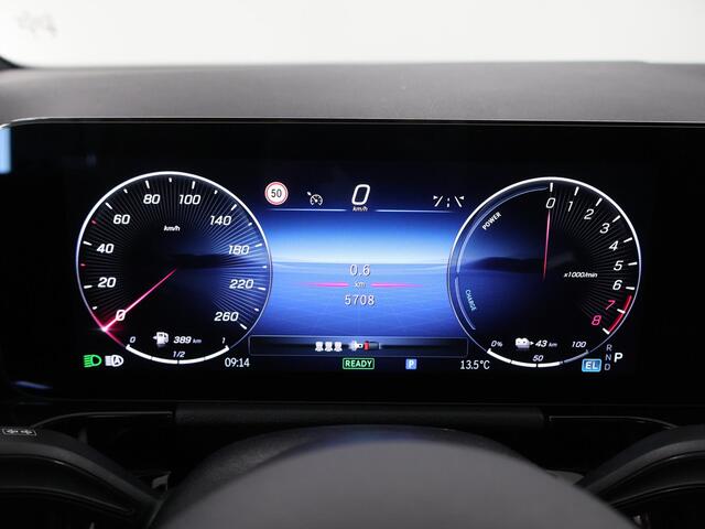 Mercedes-Benz GLA-KLASSE 250 e AMG Line | Panoramadak | Trekhaak | 20 inch | Night pakket |