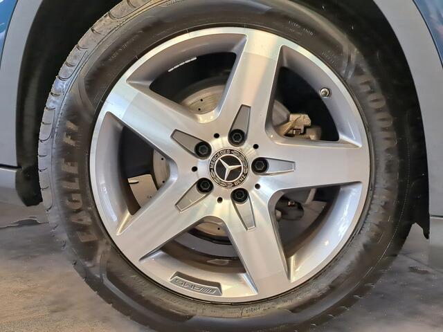 Mercedes-Benz GLA-KLASSE 180 Business Solution AMG Panoramadak Clima Cruise Navigatie camera 18"LM