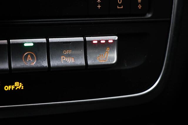 Mercedes-Benz GLA-KLASSE 250 White Art | PANORAMADAK | RECARO SCHAALSTOELEN | CAMERA