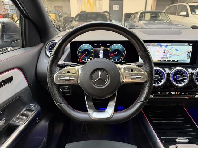 Mercedes-Benz GLA-KLASSE 250 225 PK 4MATIC AMG Line Panoramadak Achteruitrijcamera DAB Carplay 19 inch velgen Ambienteverlichting