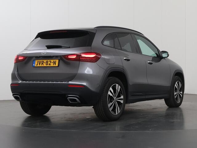 Mercedes-Benz GLA-KLASSE 250 e Luxury Line | Trekhaak | Night pakket | Apple carplay |