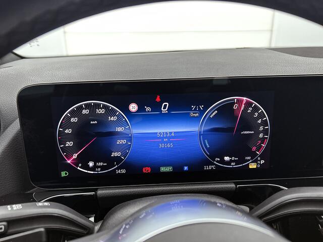 Mercedes-Benz GLA-KLASSE 250 e Star Edition Inclusief 24 maanden MB Certified garantie voor Europa.