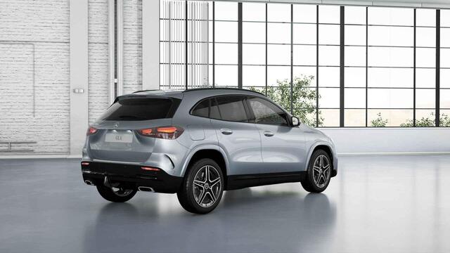 Mercedes-Benz GLA-KLASSE 250e Business Solution AMG | Trekhaak | Panoramaschuifdak | 360 Camera | Dodehoekassistent |