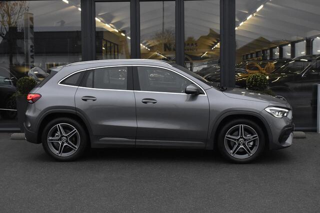 Mercedes-Benz GLA-KLASSE 200 AMG Line