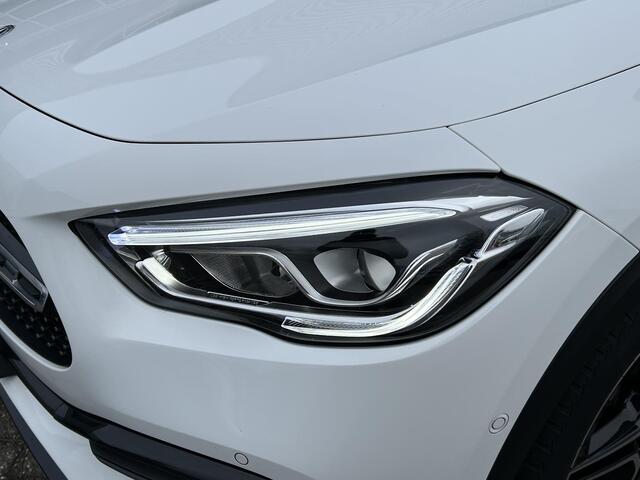 Mercedes-Benz GLA-KLASSE 200 AMG line | Nightpakket | Sfeerverlichting |