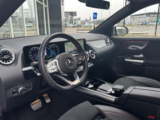Mercedes-Benz GLA-KLASSE 250 e AMG Line