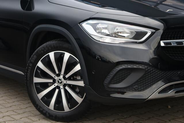 Mercedes-Benz GLA-KLASSE 250 e Business Line | Pano | Carplay | DAB |