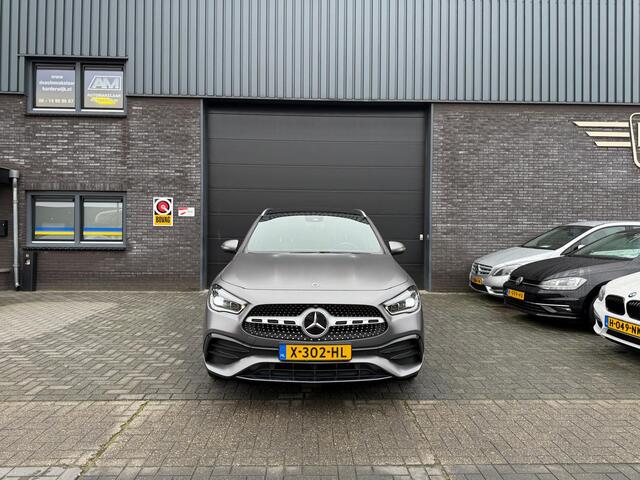 Mercedes-Benz GLA-KLASSE 250 e Business Solution AMG Limited | 2E EIGENAAR | 12MND GARANTIE | PANODAK | LED | DAB | SFEERVERLICHTING | MEMORY |