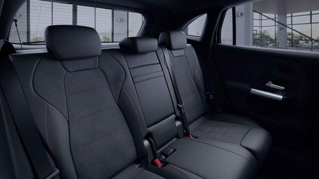 Mercedes-Benz GLA-KLASSE 250 e Business Solution AMG Limited | Panoramadak | Memory stoelen | Trekhaak | Stoelverwarming | Elektrische achterklep |