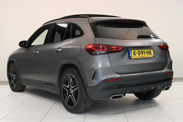 Mercedes-Benz GLA-KLASSE 200 Business Solution AMG | Burmester | Panoramadak | Matrix LED | Memory |