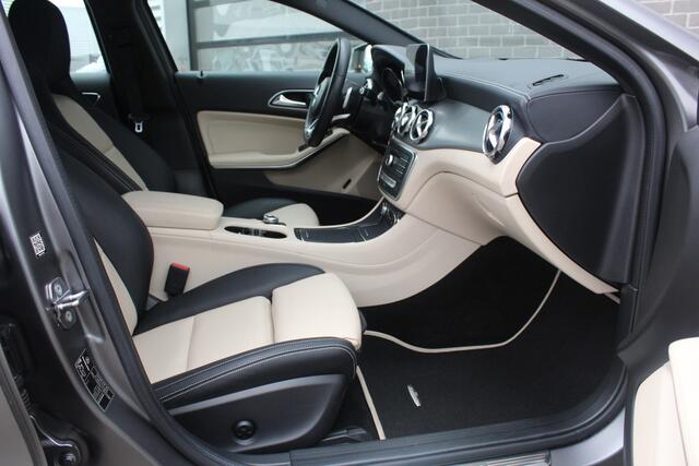 Mercedes-Benz GLA-KLASSE 180 Premium AMG / Keyless / Leer / N.A.P.