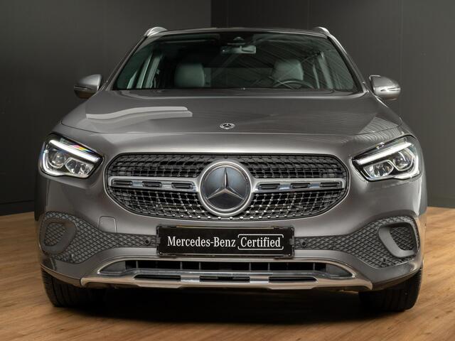 Mercedes-Benz GLA-KLASSE 250 e Business Solution Luxury Limited