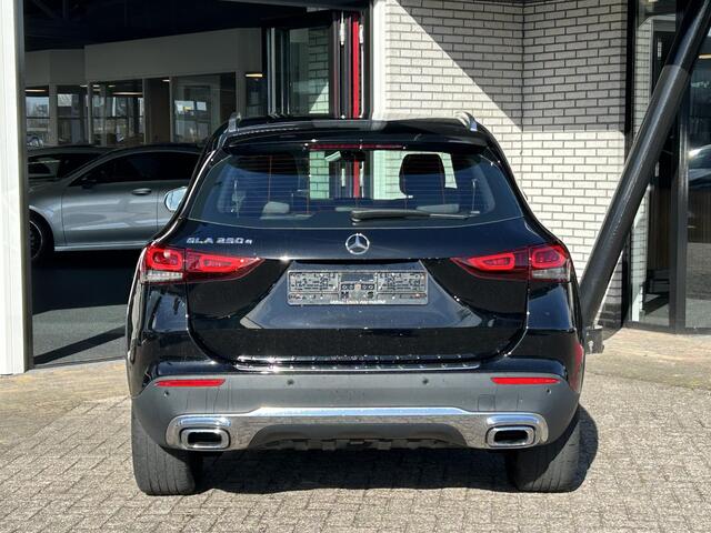 Mercedes-Benz GLA-KLASSE 250 e Luxury | Adaptieve Cruise Control
