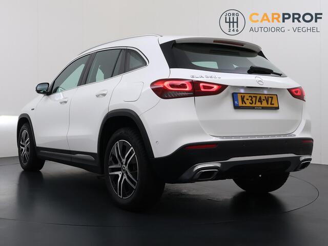Mercedes-Benz GLA-KLASSE 250 e Business Solution Luxury Limited Sfeerverlichting | Camera | Navigatie |