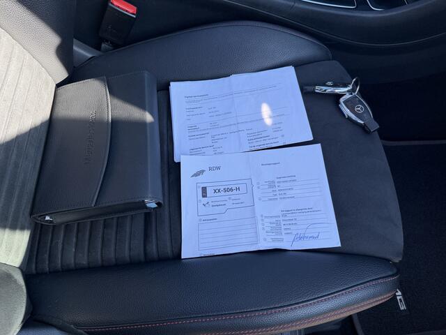 Mercedes-Benz GLA-KLASSE 180 Business Solution AMG Panorama/Alcantara/Clima/Camera/Stoelverw